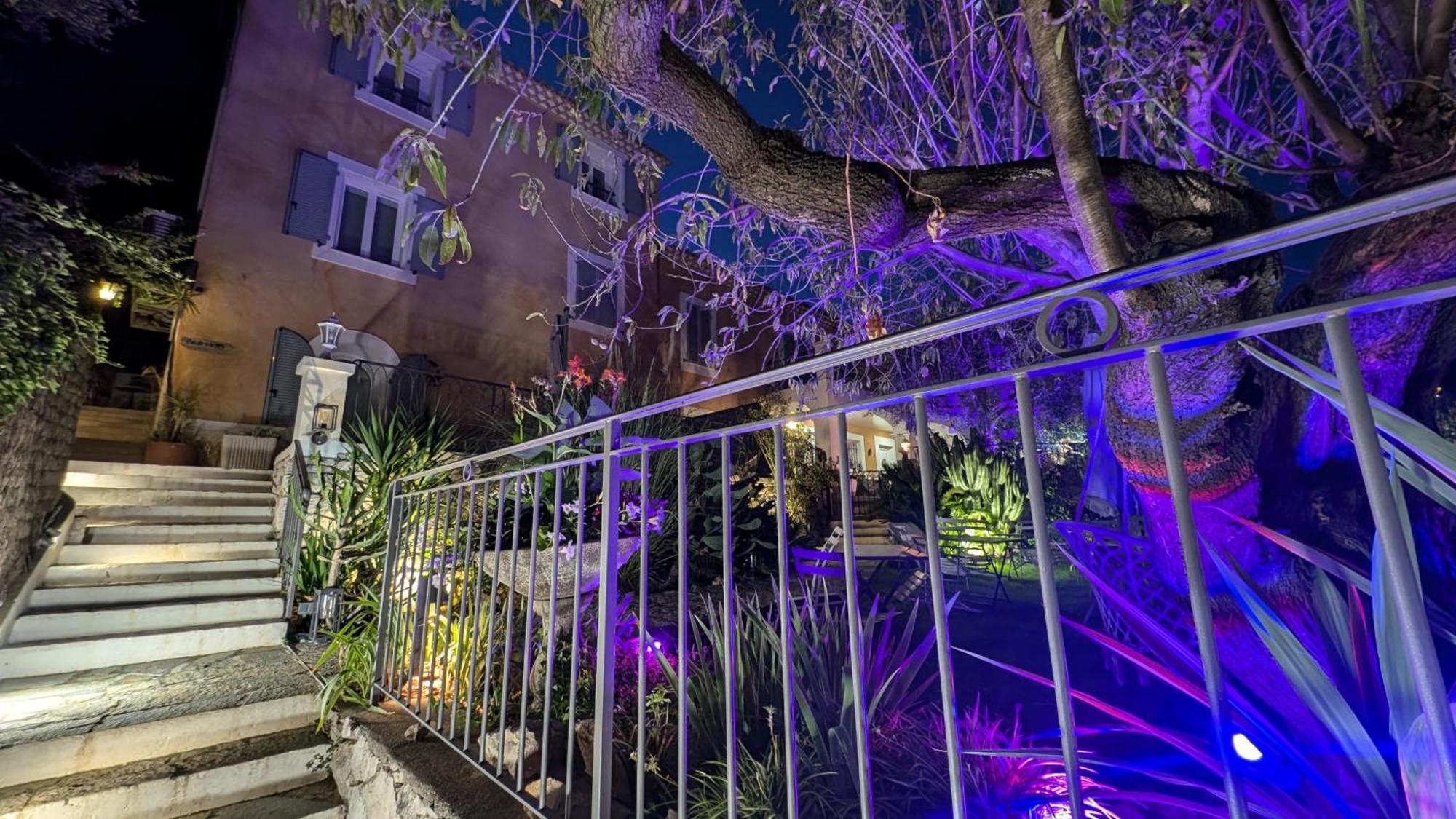 Le Mas D'Angeline, Vue Mer, Jardin Commun, Parking, Voiture Requise, 10 Min En Voiture De Monaco, Route Etroite, Pente Raide, Croisement Limite, Sea View, Shared Garden, Parking, Car Required, 10 Min Drive From Monaco, Narrow Steep Road, Limited Pass Beausoleil Exterior photo