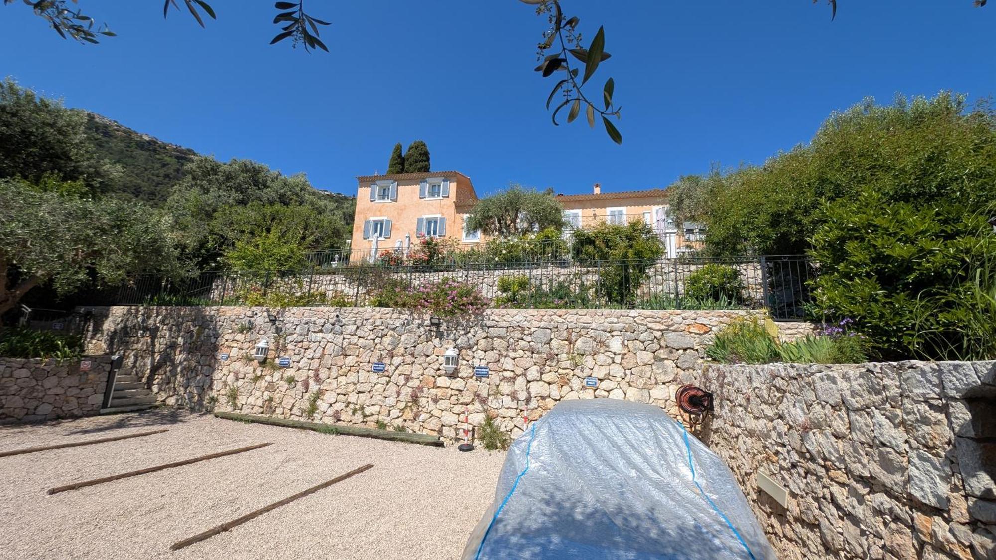 Le Mas D'Angeline, Vue Mer, Jardin Commun, Parking, Voiture Requise, 10 Min En Voiture De Monaco, Route Etroite, Pente Raide, Croisement Limite, Sea View, Shared Garden, Parking, Car Required, 10 Min Drive From Monaco, Narrow Steep Road, Limited Pass Beausoleil Exterior photo