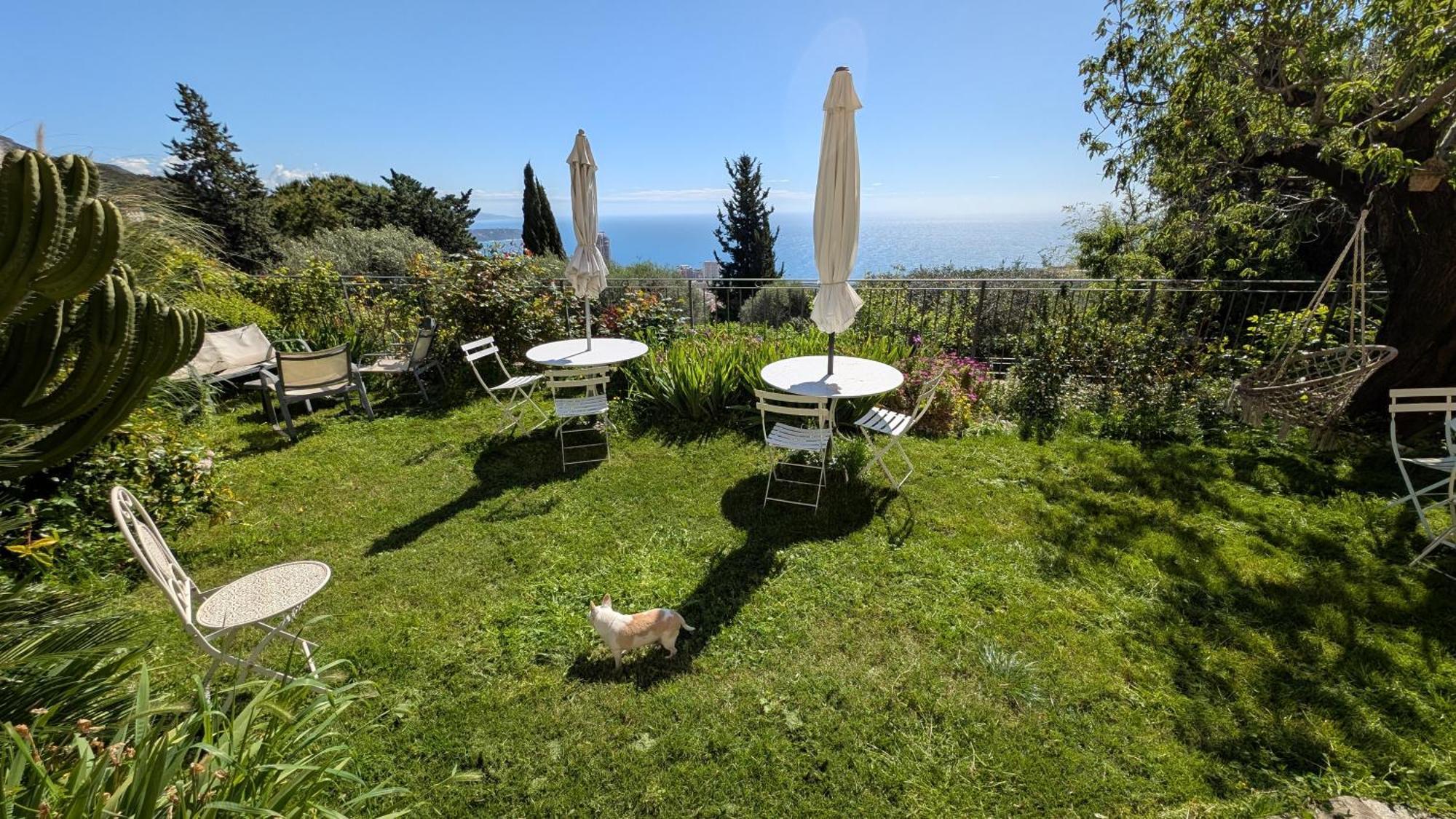 Le Mas D'Angeline, Vue Mer, Jardin Commun, Parking, Voiture Requise, 10 Min En Voiture De Monaco, Route Etroite, Pente Raide, Croisement Limite, Sea View, Shared Garden, Parking, Car Required, 10 Min Drive From Monaco, Narrow Steep Road, Limited Pass Beausoleil Exterior photo